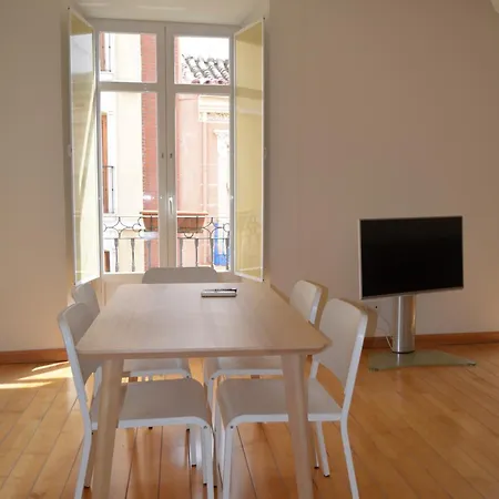 Malaga-vacation Iii Apartment